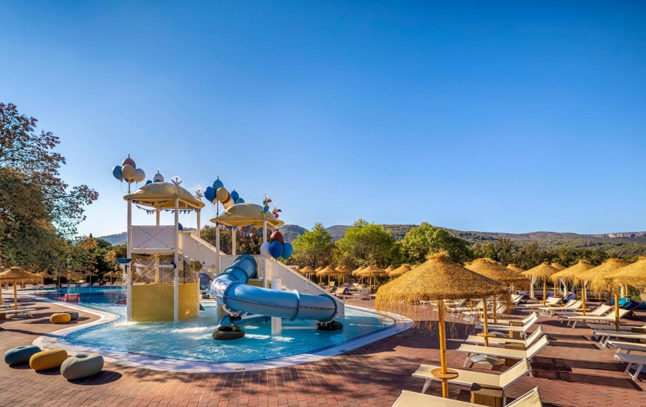 Valamar Amicor Resort ستاري غراد المظهر الخارجي الصورة